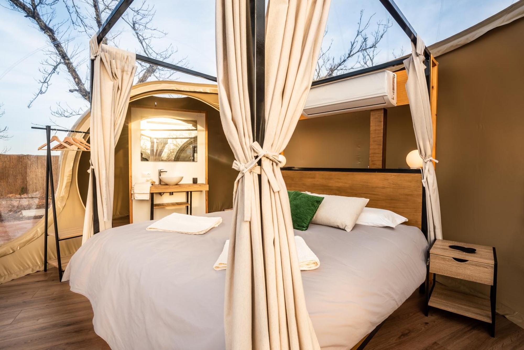 Horizonte Bubble Rooms Cortegana Buitenkant foto